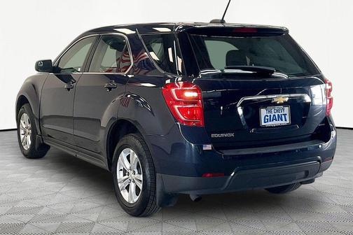 Velvet 2017 Chevrolet Equinox LS