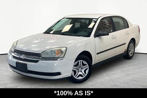 White 2004 Chevrolet Malibu Base