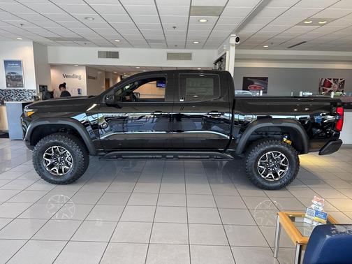 2025 Chevrolet Colorado ZR2