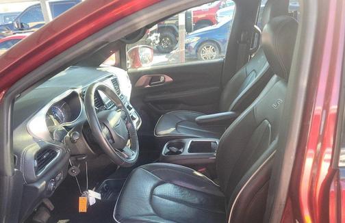 2020 Chrysler Pacifica Hybrid Limited