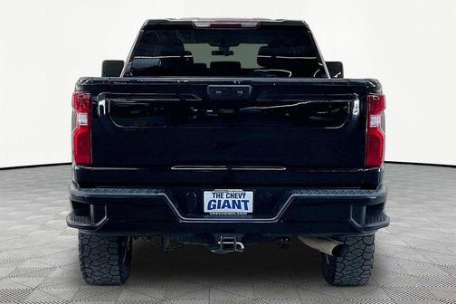 Black Metallic 2022 Chevrolet Silverado 2500 Custom