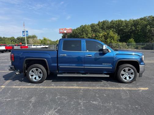 2017 GMC Sierra 1500 SLT