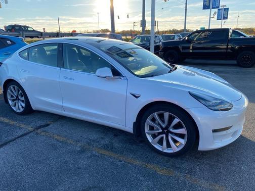 2019 Tesla Model 3 Long Range