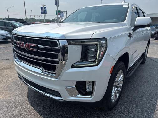 2023 GMC Yukon SLT