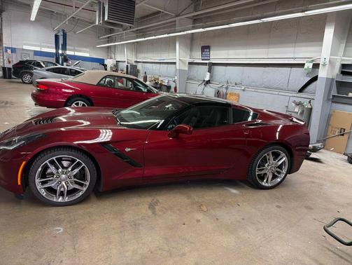 Long Beach Red Metallic Tintcoat 2018 Chevrolet Corvette Stingray Z51