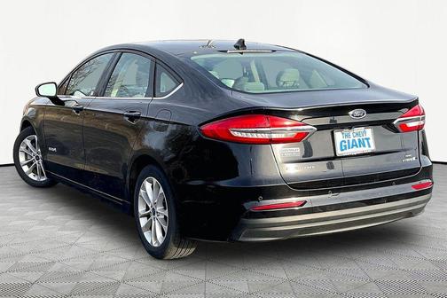 2019 Ford Fusion Hybrid SE