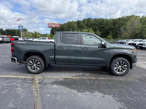 2025 Chevrolet Silverado 1500 LT