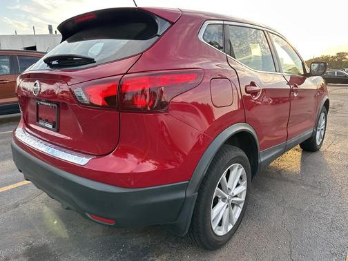 2017 Nissan Rogue Sport S