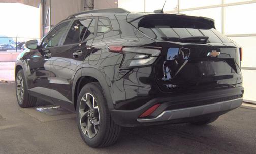 Black Metallic 2024 Chevrolet Trax LT