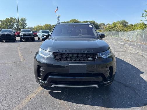 2020 Land Rover Discovery Landmark Edition
