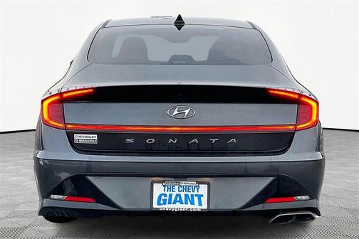 2022 Hyundai SONATA SEL