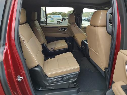 2021 Chevrolet Suburban Premier
