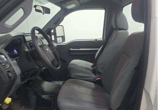OXFORD WHITE 2015 Ford F-250 XL