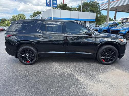 2021 Chevrolet Traverse Premier