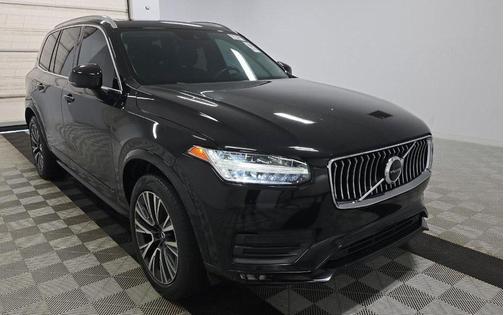 2020 Volvo XC90 T6 Momentum