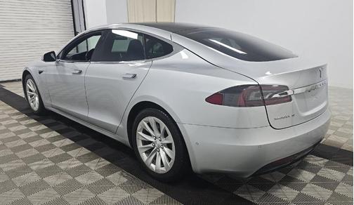 Silver 2017 Tesla Model S 75
