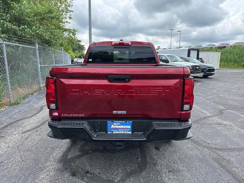 2025 Chevrolet Colorado WT
