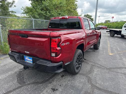 2025 Chevrolet Colorado WT