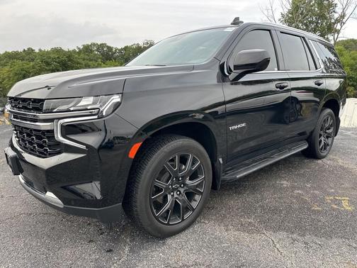 2023 Chevrolet Tahoe LS