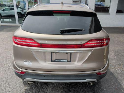 Champagne 2019 Lincoln MKC Select