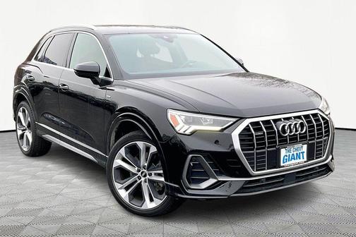 2020 Audi Q3 45 S line Premium Plus