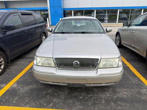 Silver 2005 Mercury Grand Marquis LS