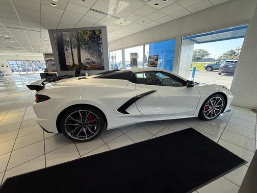 2026 Chevrolet Corvette Stingray w/3LT