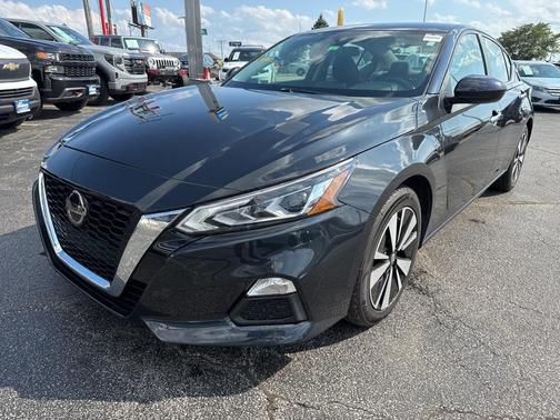 2021 Nissan Altima 2.5 SV