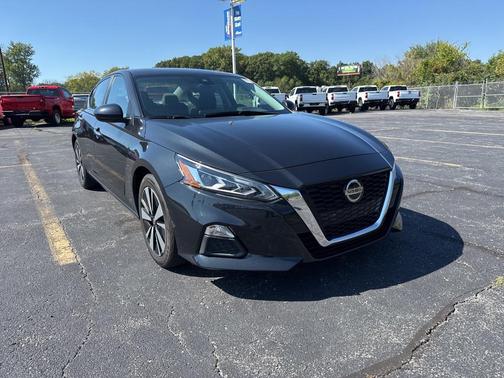 2021 Nissan Altima 2.5 SV