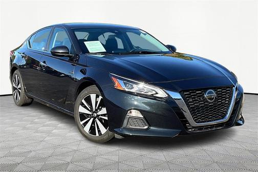 2021 Nissan Altima 2.5 SV