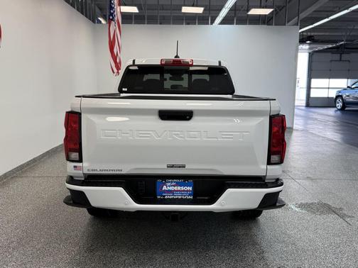 2025 Chevrolet Colorado LT