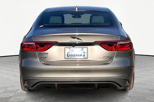 2022 Jaguar XF R-Dynamic SE P300 AWD Automatic