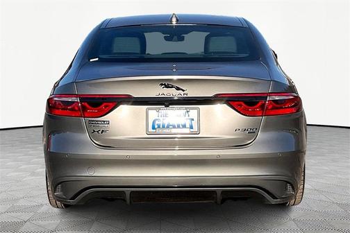 2022 Jaguar XF R-Dynamic SE P300 AWD Automatic