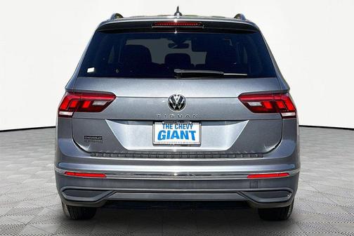 Platinum Gray Metallic 2023 Volkswagen Tiguan 2.0T S