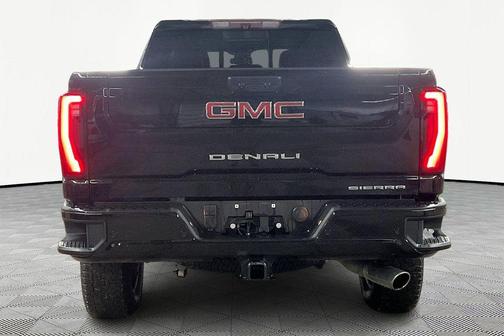 2024 GMC Sierra 2500 Denali