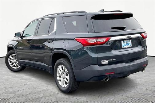 2020 Chevrolet Traverse LT Cloth