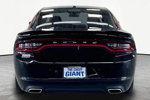 Pitch Black Clearcoat 2018 Dodge Charger SXT