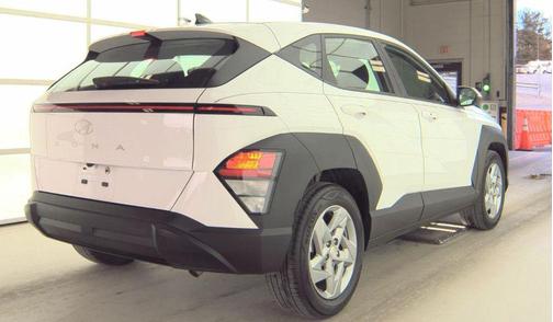 2024 Hyundai KONA SE