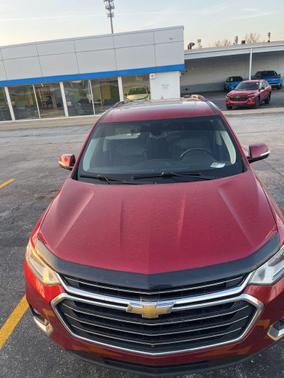 Red 2018 Chevrolet Traverse LT