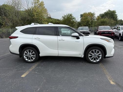 2021 Toyota Highlander Hybrid Limited