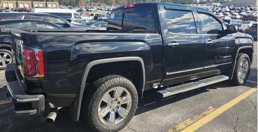 Onyx Black 2018 GMC Sierra 1500 SLT