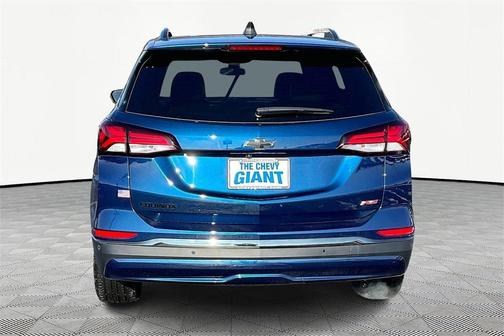 2022 Chevrolet Equinox FWD RS