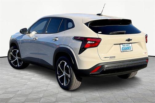 2026 Chevrolet Trax FWD 1RS