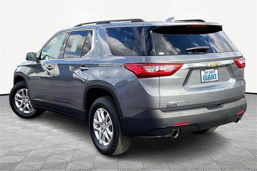 2020 Chevrolet Traverse LT Cloth