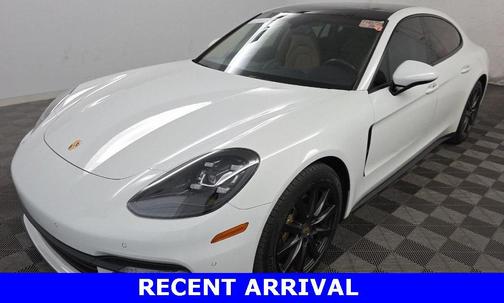 2020 Porsche Panamera 4
