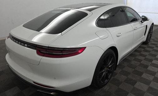 2020 Porsche Panamera 4