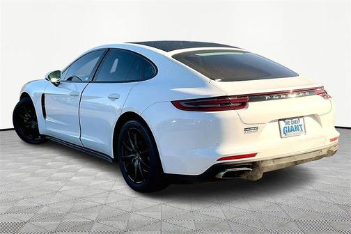 2020 Porsche Panamera 4