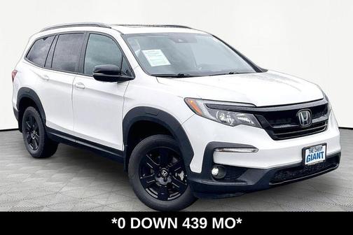 Platinum White Pearl 2022 Honda Pilot AWD TrailSport