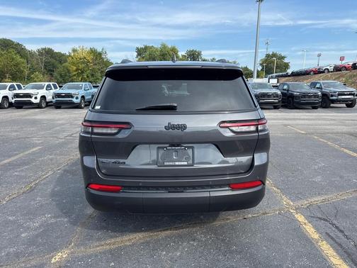 2021 Jeep Grand Cherokee L Altitude