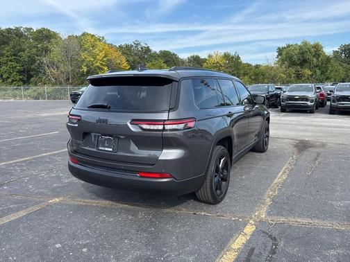 2021 Jeep Grand Cherokee L Altitude